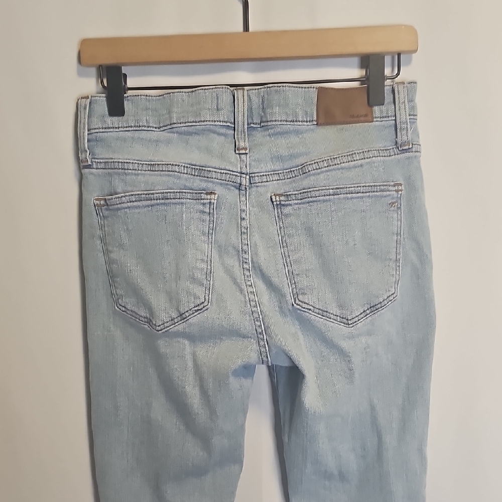 Madewell‎ 10" High-Rise Skinny Jeans 26 Light Wash Distressed Button Fly - Picture 6 of 11